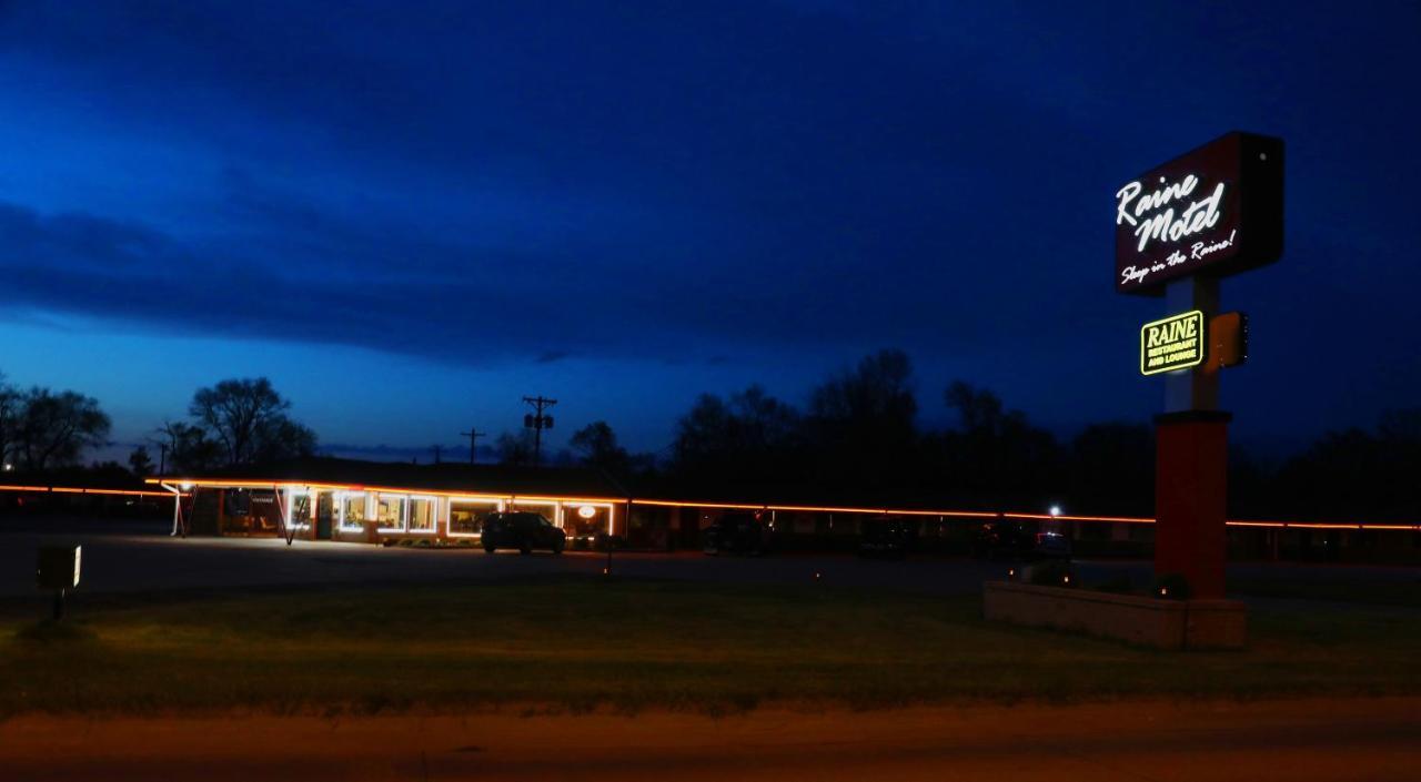 Raine Motel Valentine Exteriér fotografie