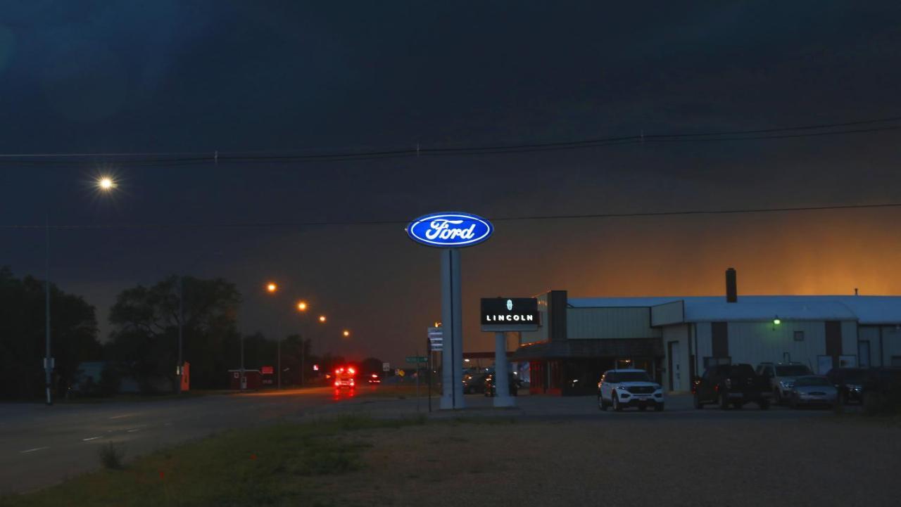 Raine Motel Valentine Exteriér fotografie