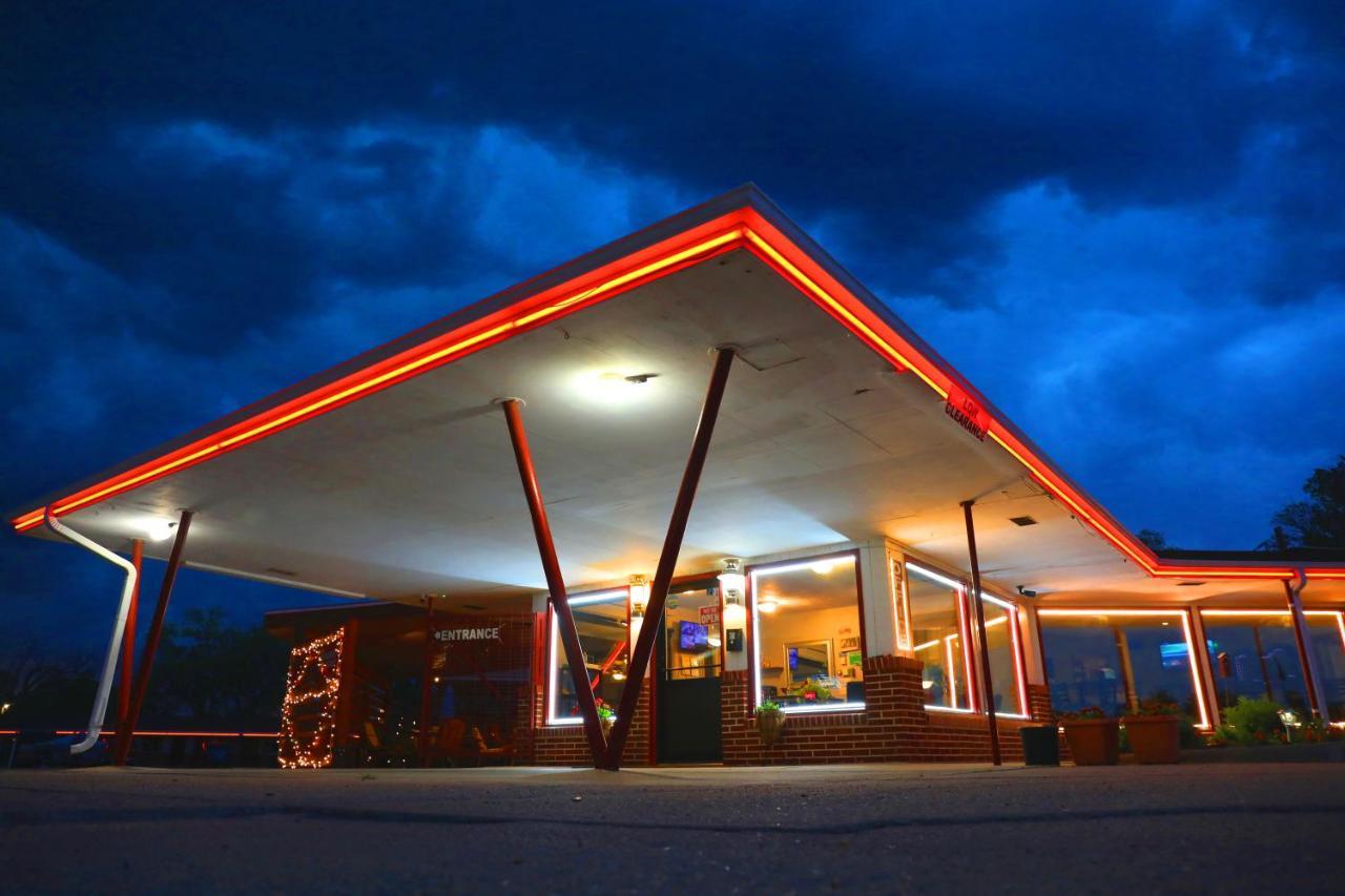 Raine Motel Valentine Exteriér fotografie