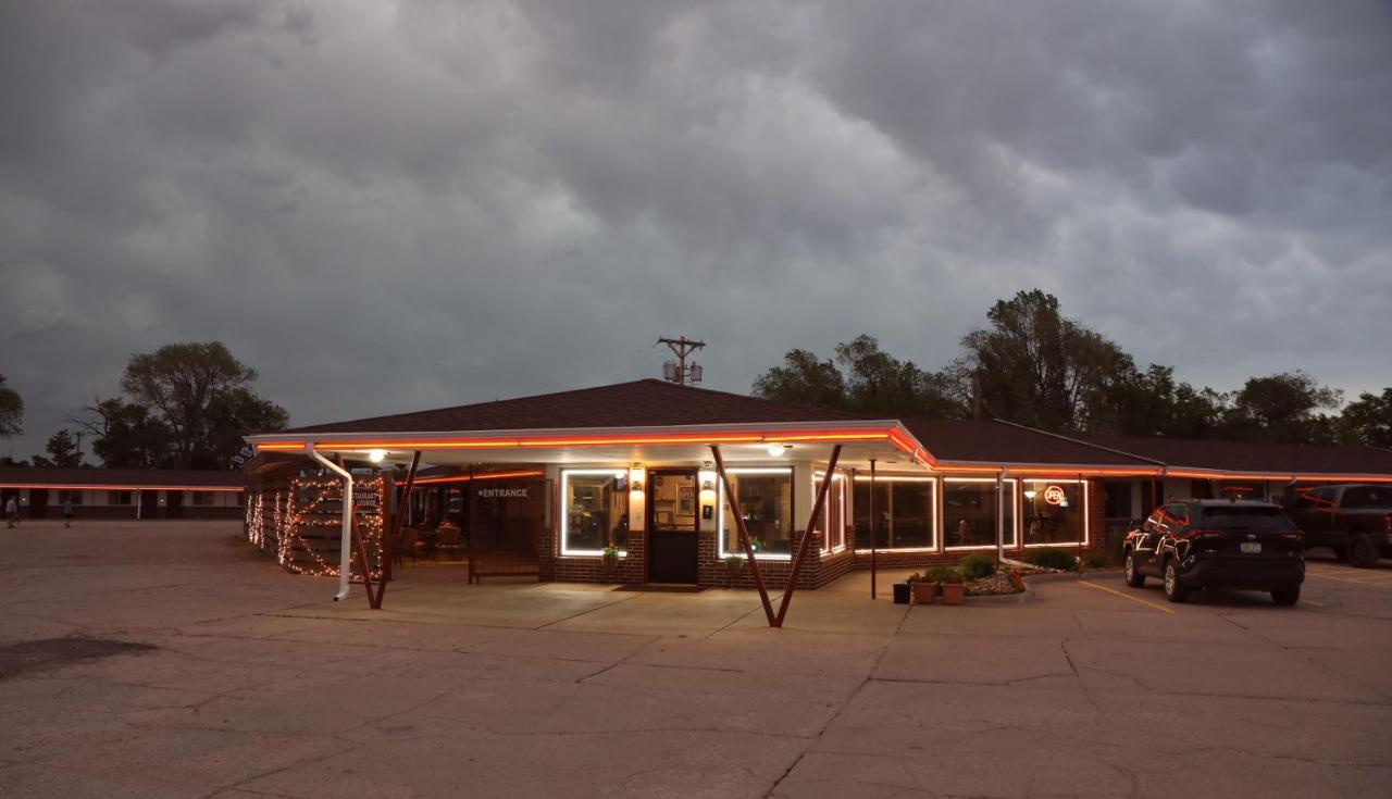 Raine Motel Valentine Exteriér fotografie