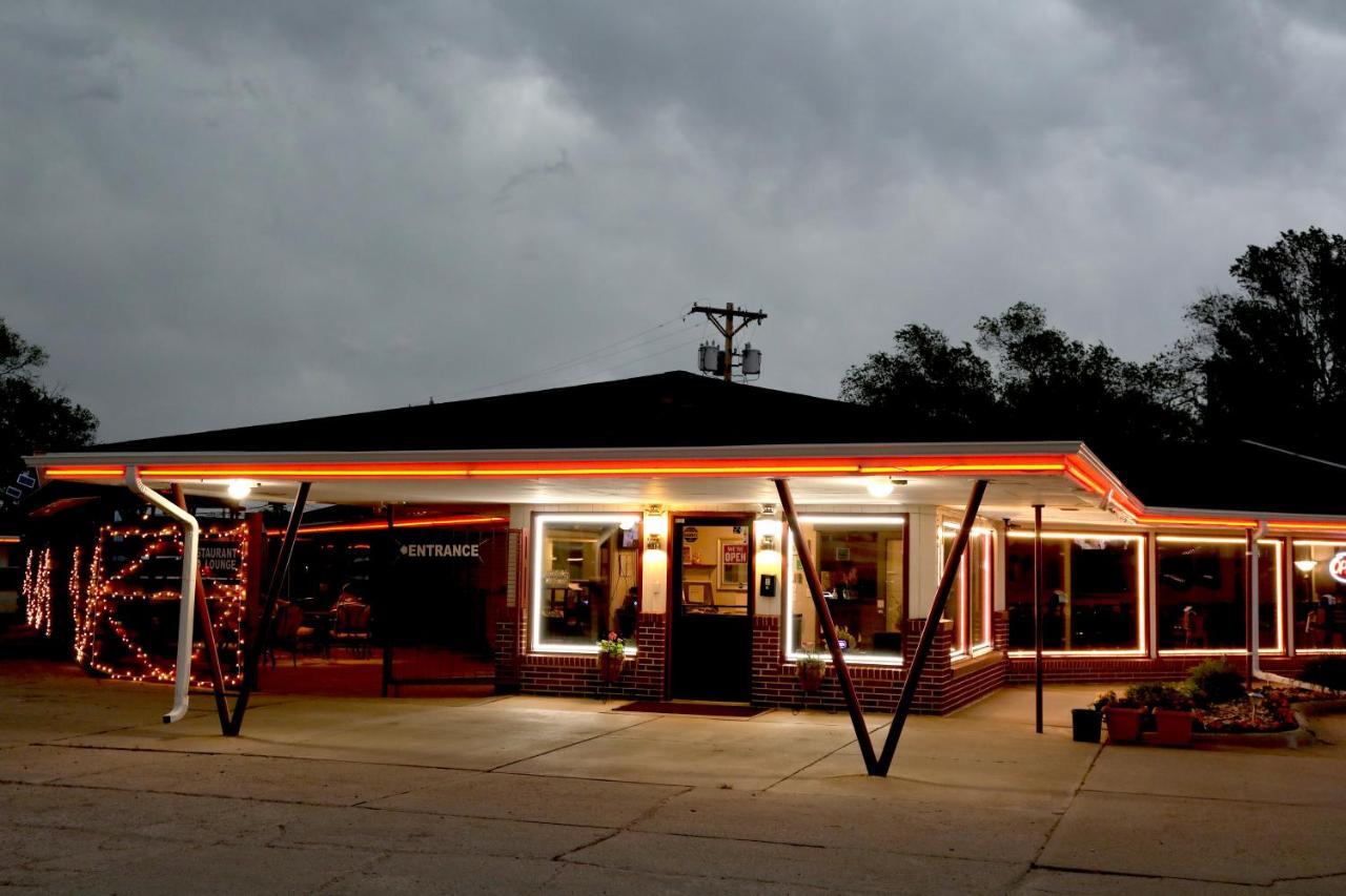 Raine Motel Valentine Exteriér fotografie